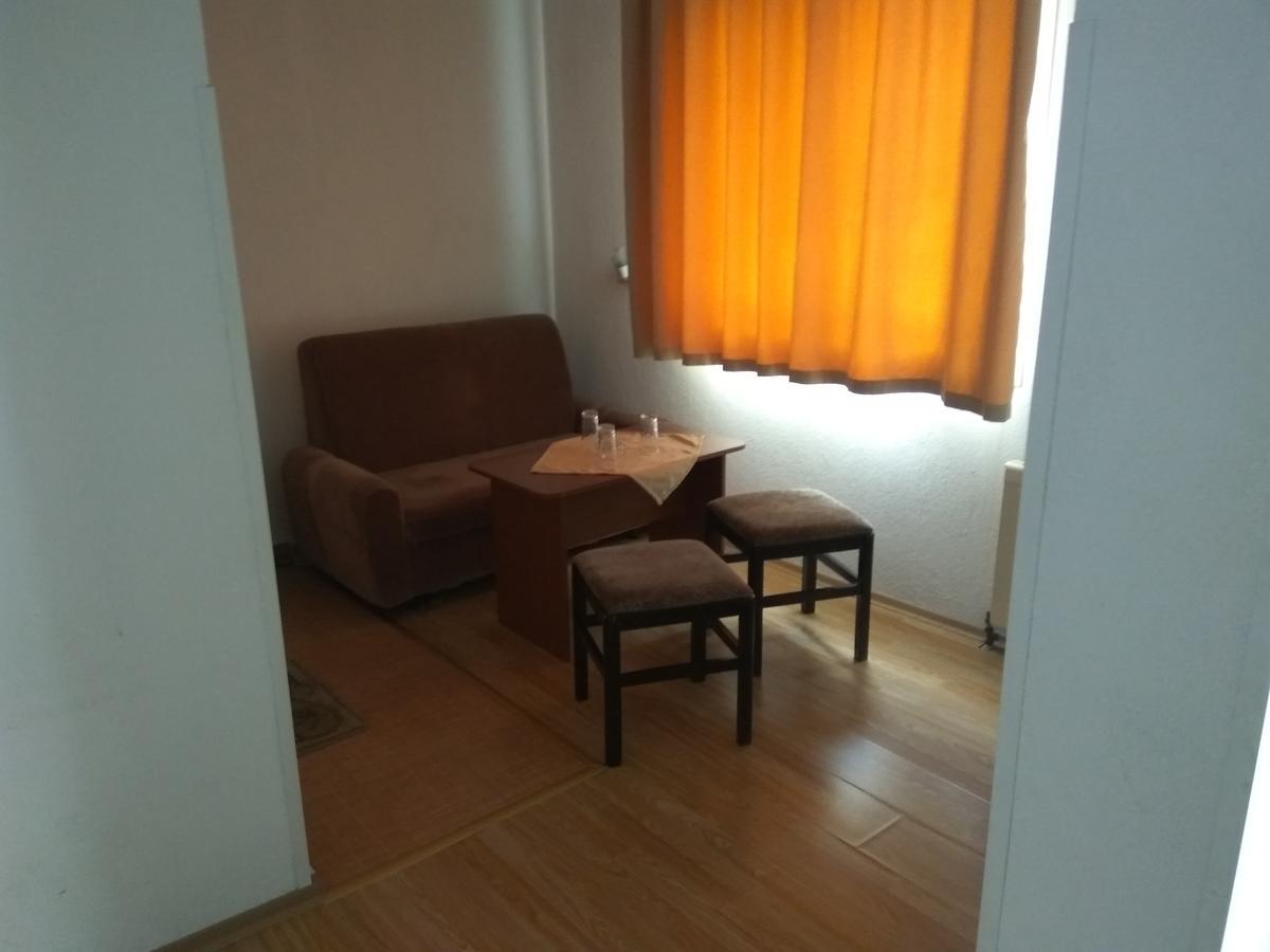 Family Hotel Blazhi サンダンスキ エクステリア 写真